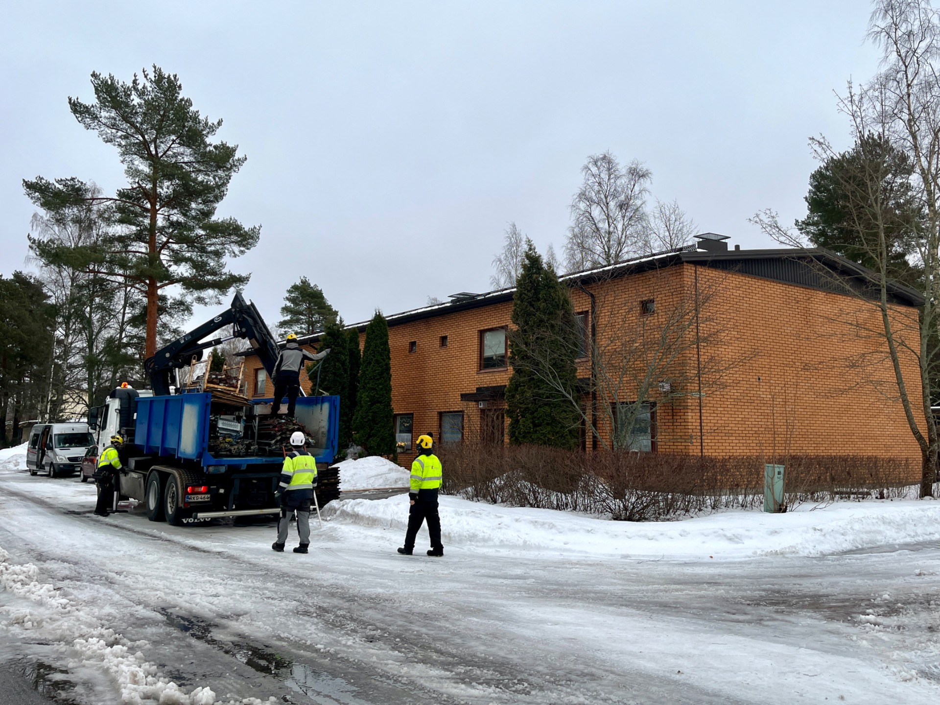 Rivitalon kattomuodon muutos, Kouvola