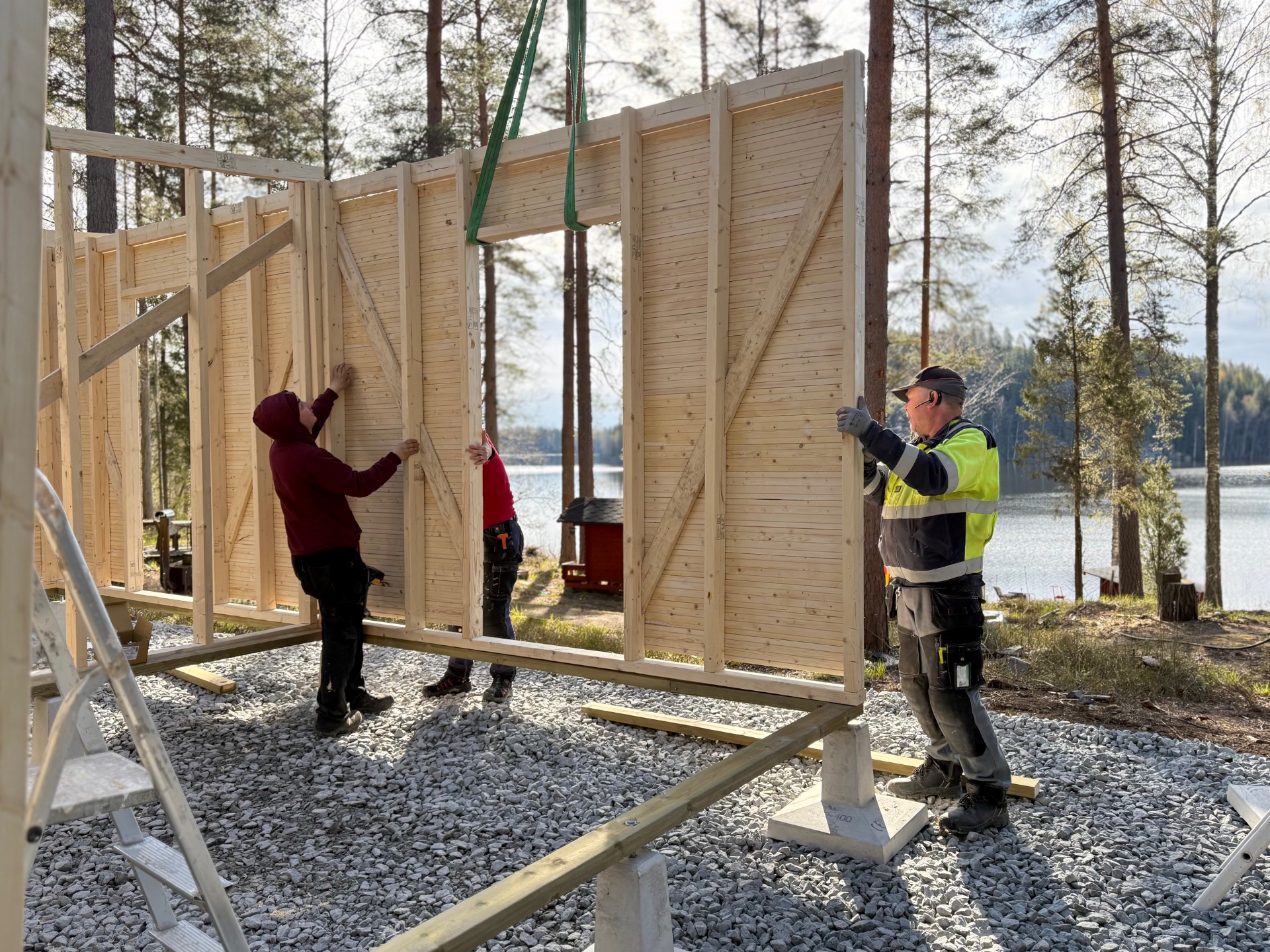 Varastorakennus elementteinä n. 30m2, Iitti